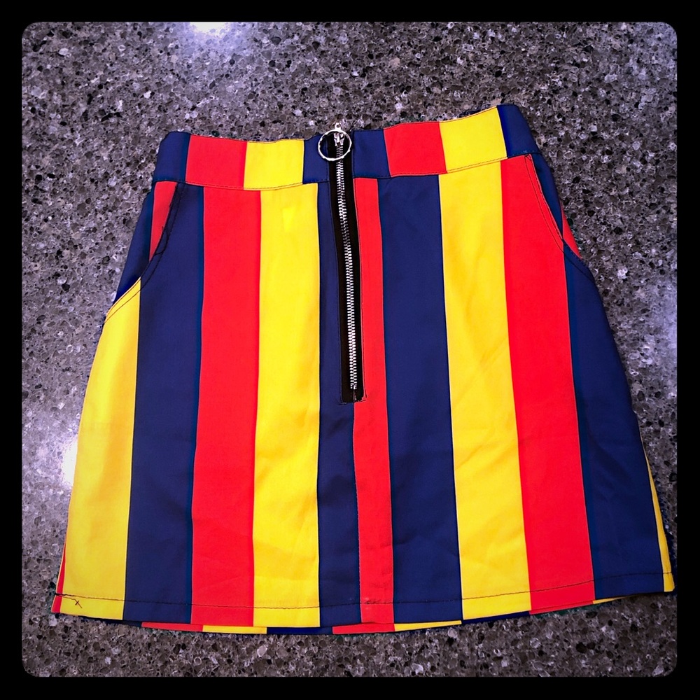 🛑 SOLD🛑 Rainbow Zip Skirt